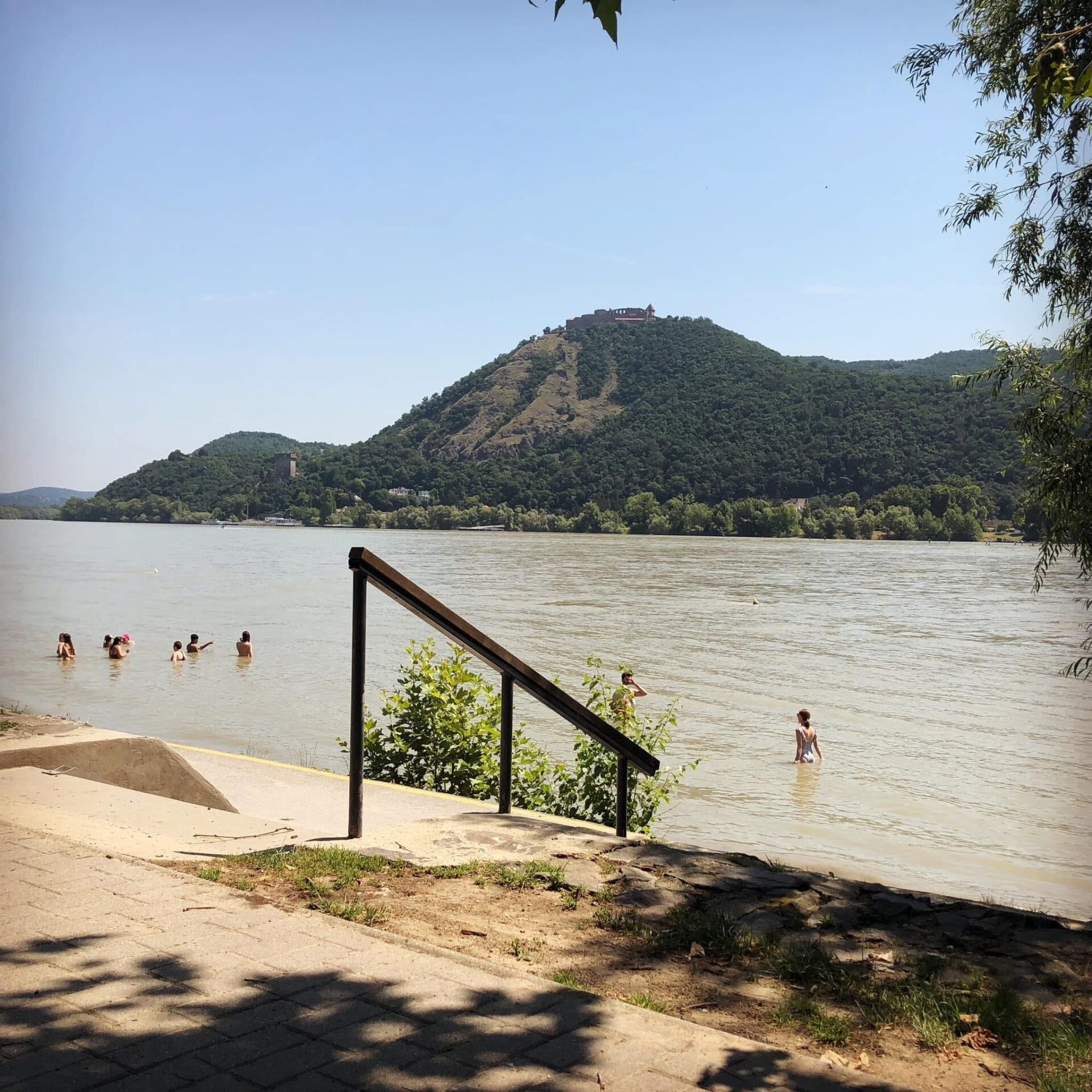 Nagymarosi strand festői panoráma